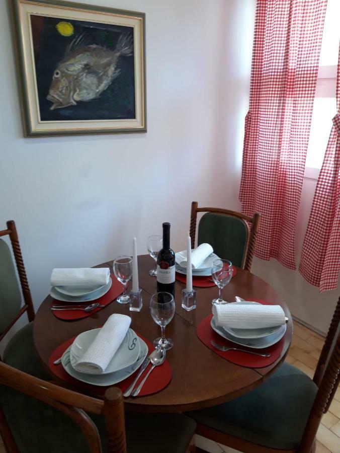 Apartment Dina Omiš Esterno foto